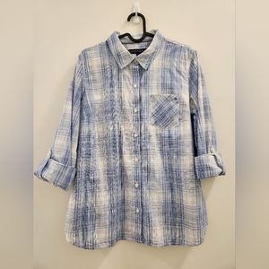 EUC Tommy Hilfiger light blue and white plaid blouse